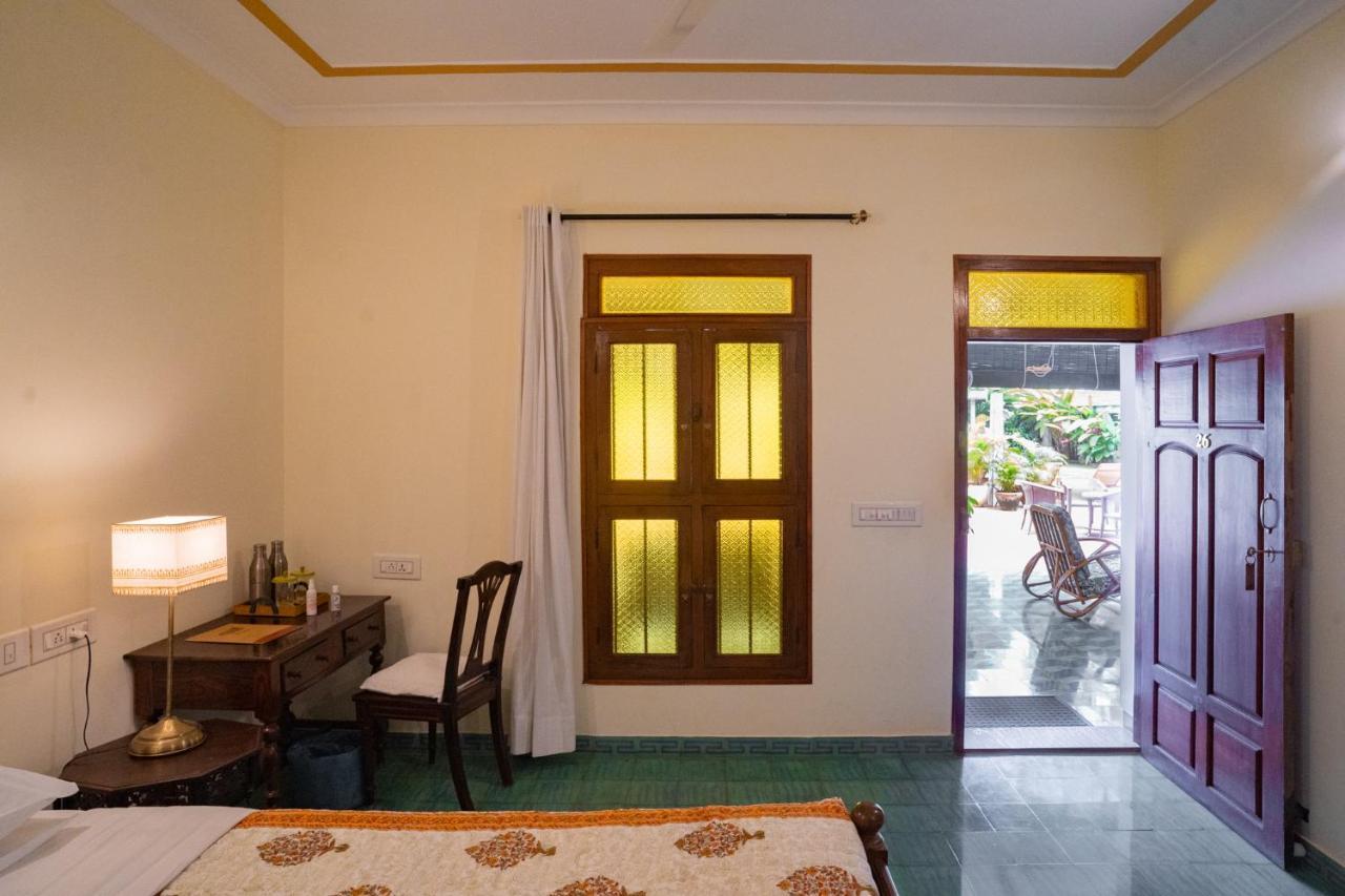 The Bangala Chettinad Hotel Kāraikkudi Exterior photo