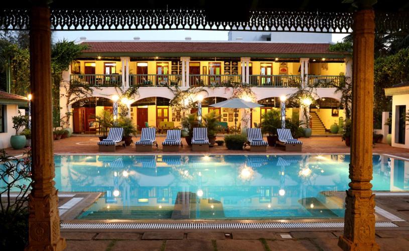 The Bangala Chettinad Hotel Kāraikkudi Exterior photo